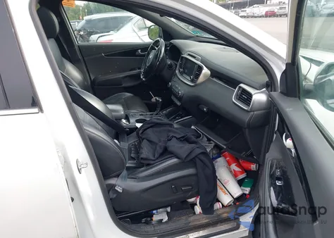 2018 Kia Sorento 3.3L Sxl z USA, uszkodzony, nr VIN 5XYPKDA5XJG395584